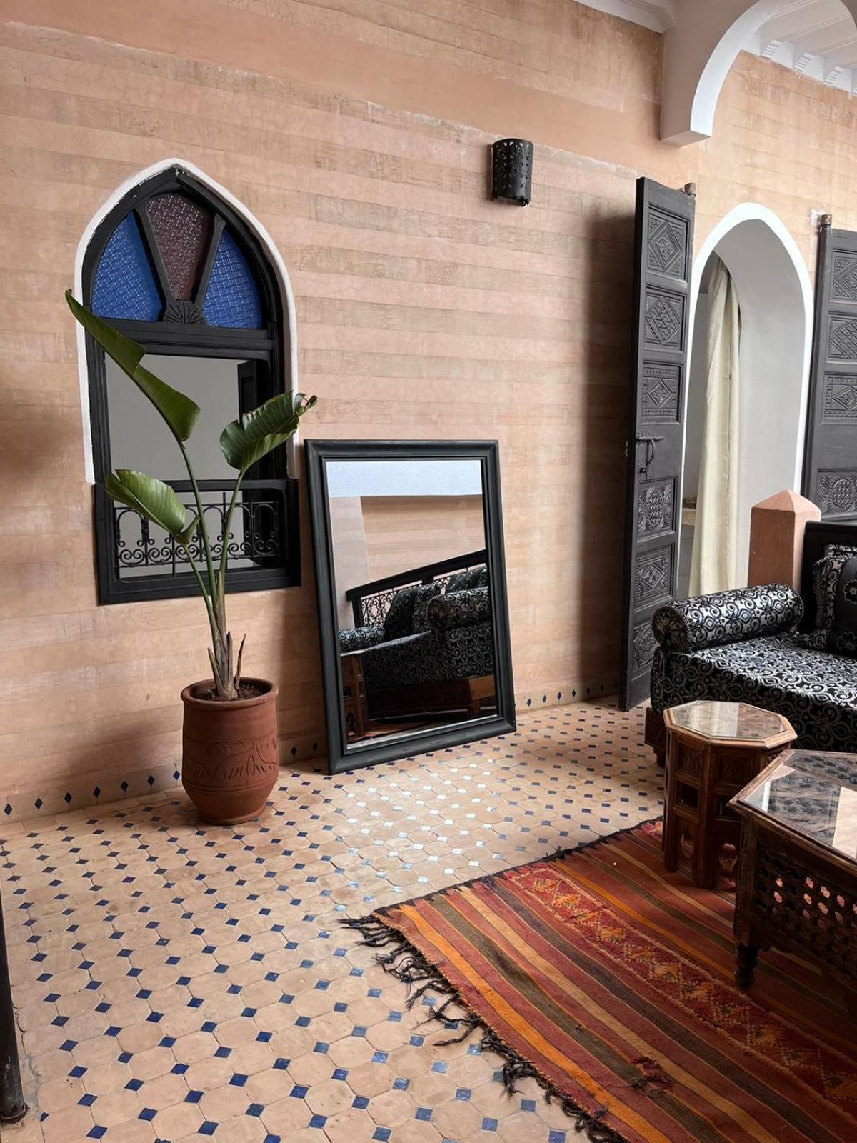 Riad Black Doors Marrakesh Exteriör bild